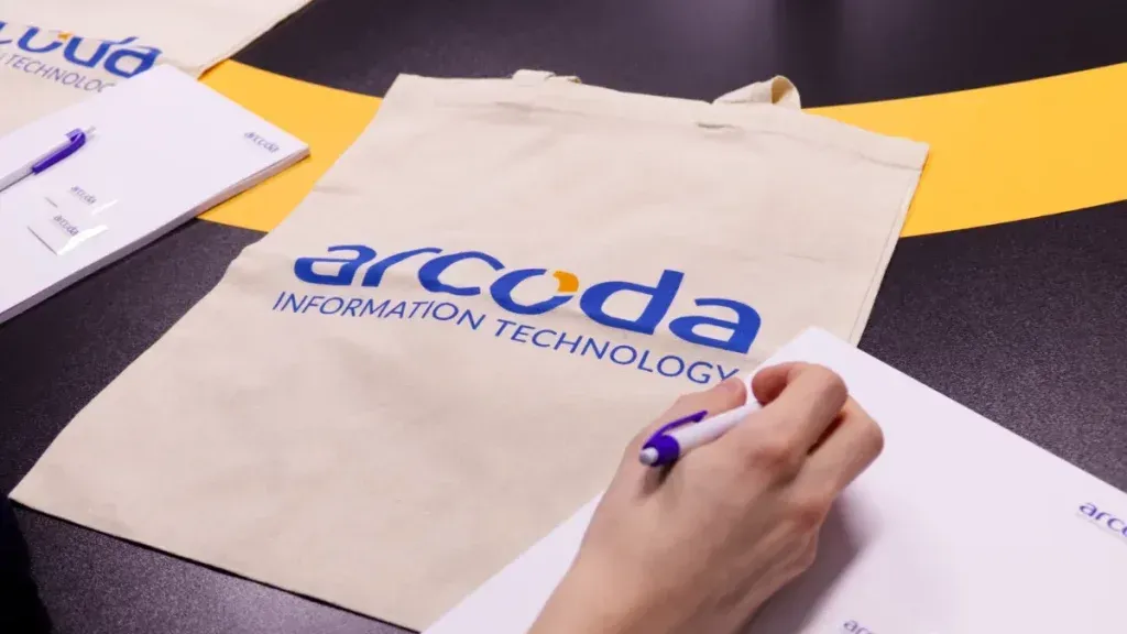 Arcoda bag